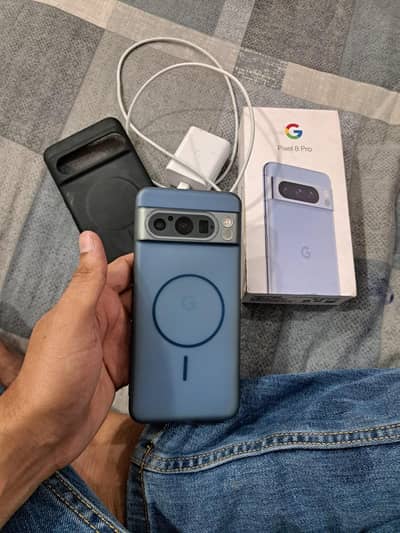 Google Pixel 8 Pro 1Tb official pta water pack