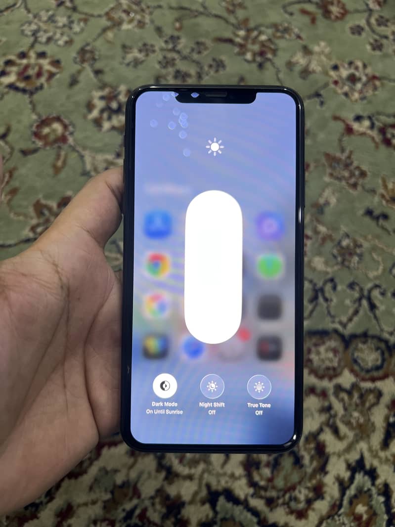 Apple iPhone 11 Pro Max 7