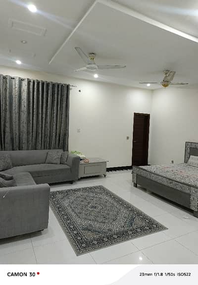 10 Marla Brand New Upper Portion Near College Road