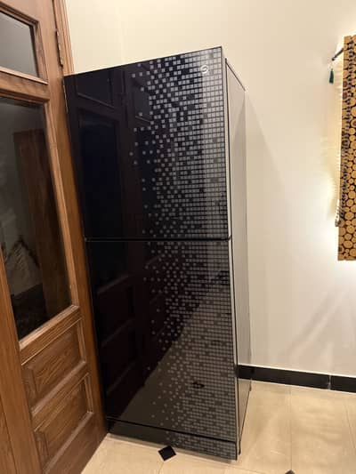 PEL REFRIGERATOR