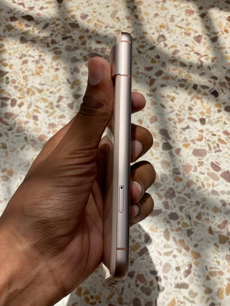 Google Pixel 8 1