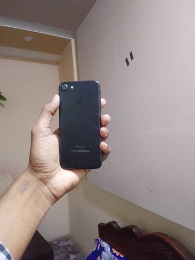 Urgent sale I phone 7