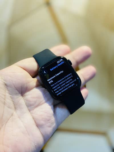 Apple Series 7 45MM With cable