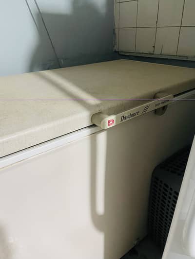 Dawlance deep freezer