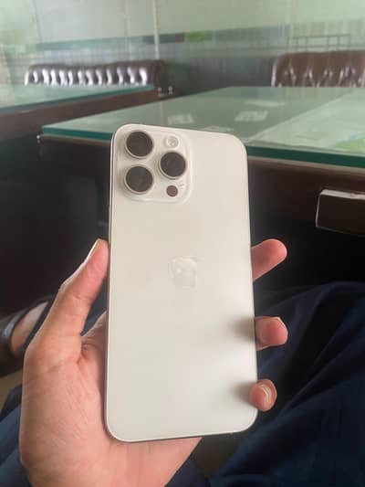 Apple iPhone 15 Pro Max