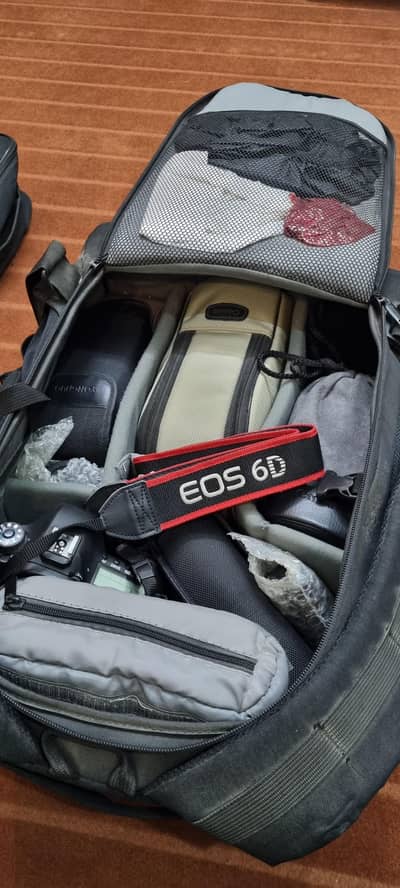 Canon 6D DSLR Full Fram 24 - 105 Lens 70 - 200 Lens 50mm Lens