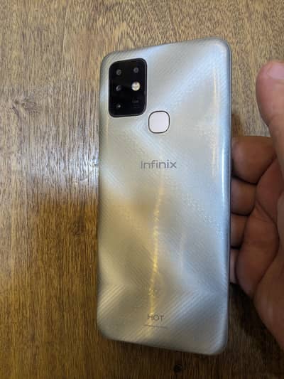 Infinix Hot 10
