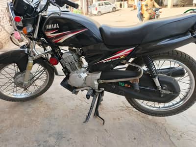 number 72 ybz Yamaha