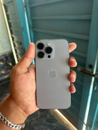 Apple iPhone 13 Pro WhatsApp number 03214338926