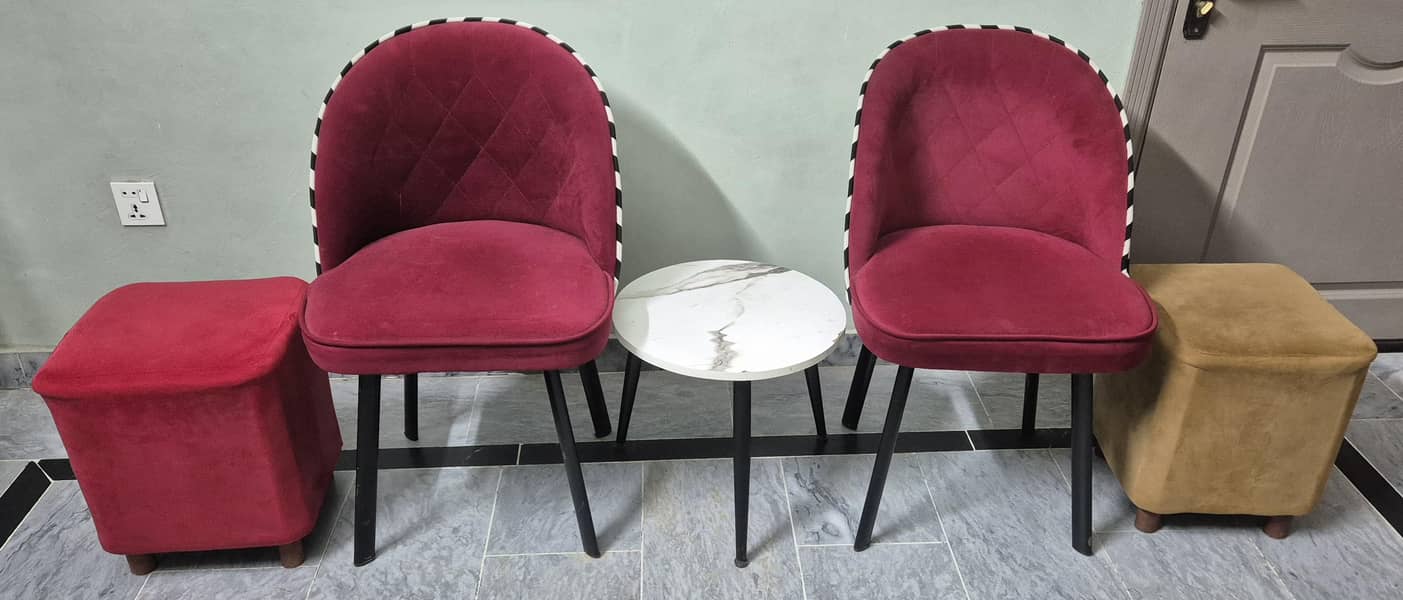 Chairs, Stools & Cofee Table (0321-5108484) 0