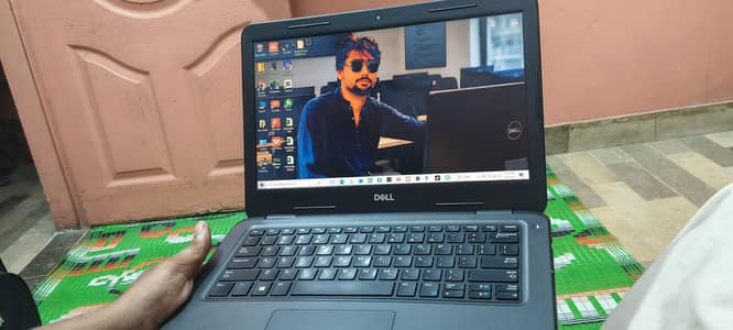 Laptop Dell Latitude Window 8GB Ram 128 SSD