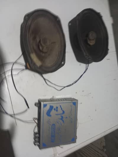 2 anda speaker 6by9 inch and new Shahid borywaly ki tape. 03084347773.
