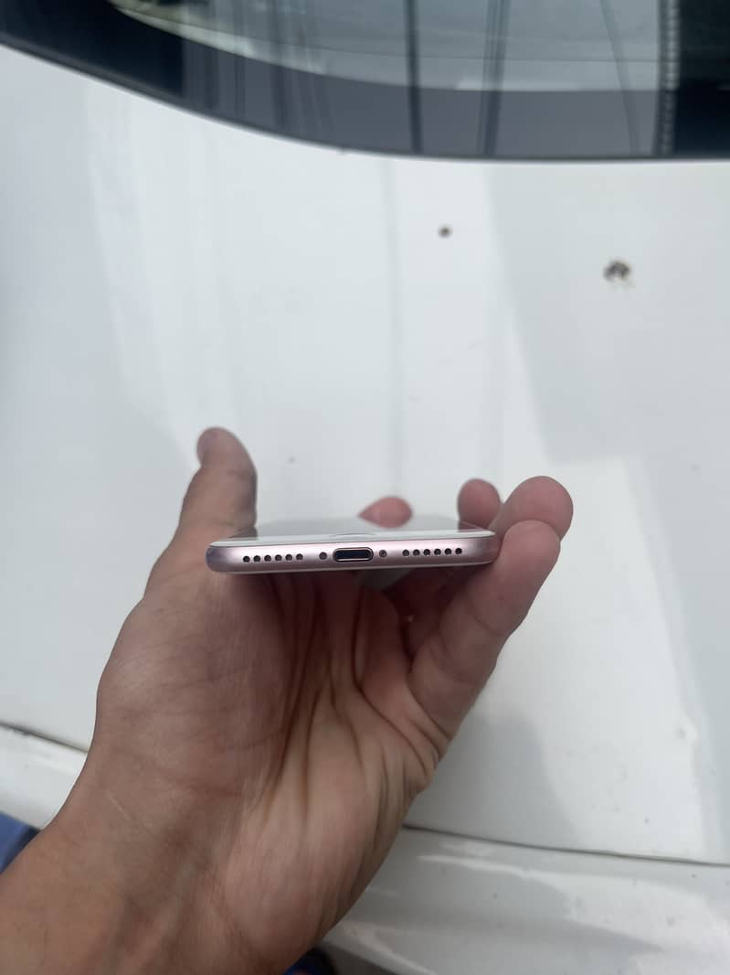 iPhone 7 1