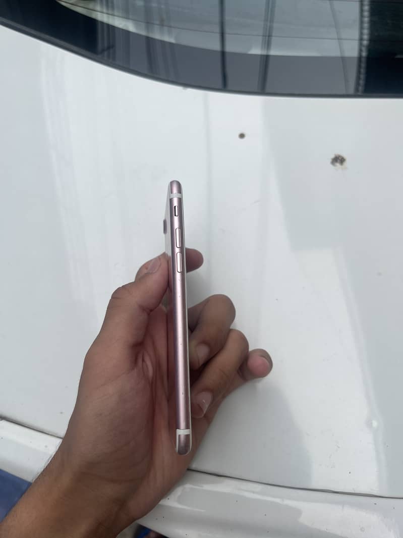 iPhone 7 2