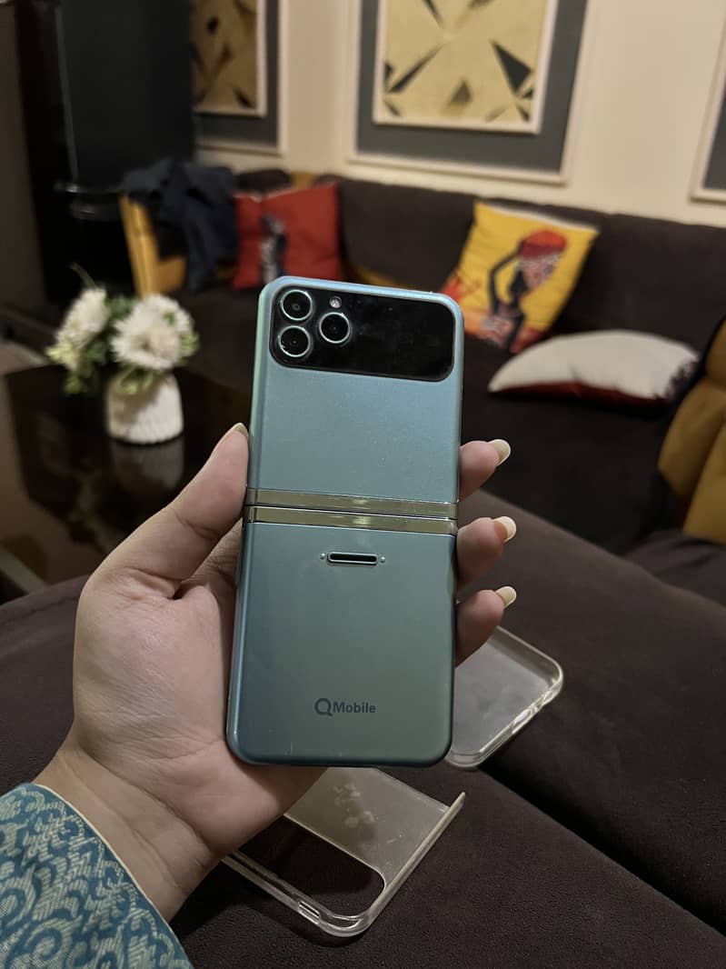 QPhantom flip 1