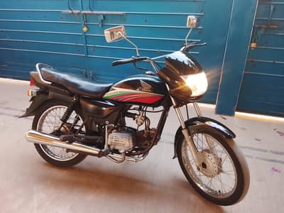 Honda Pridor CD100
