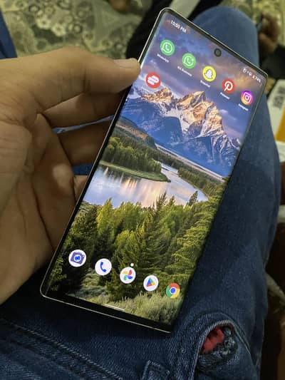 Docomo Arrows Gaming mobile