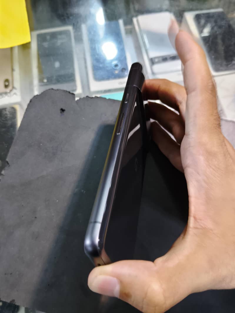 Google Pixel 7 3