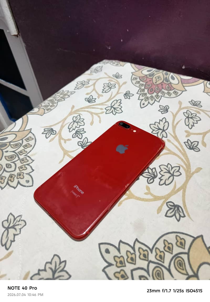 Apple iPhone 8 Plus 5