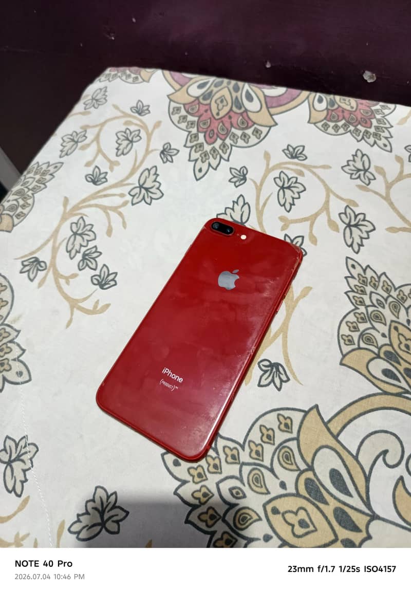 Apple iPhone 8 Plus 6