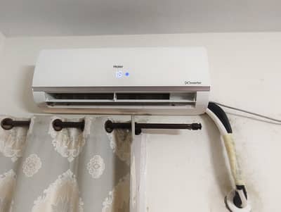 Haier  1 Ton DC Inverter AC – Excellent Condition