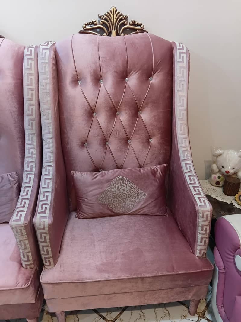 coffee table chairs 2