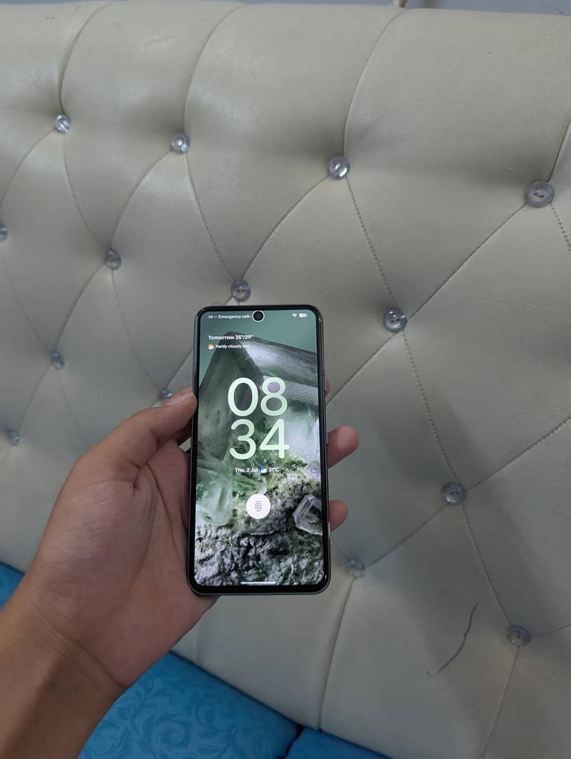 Google Pixel 8 3