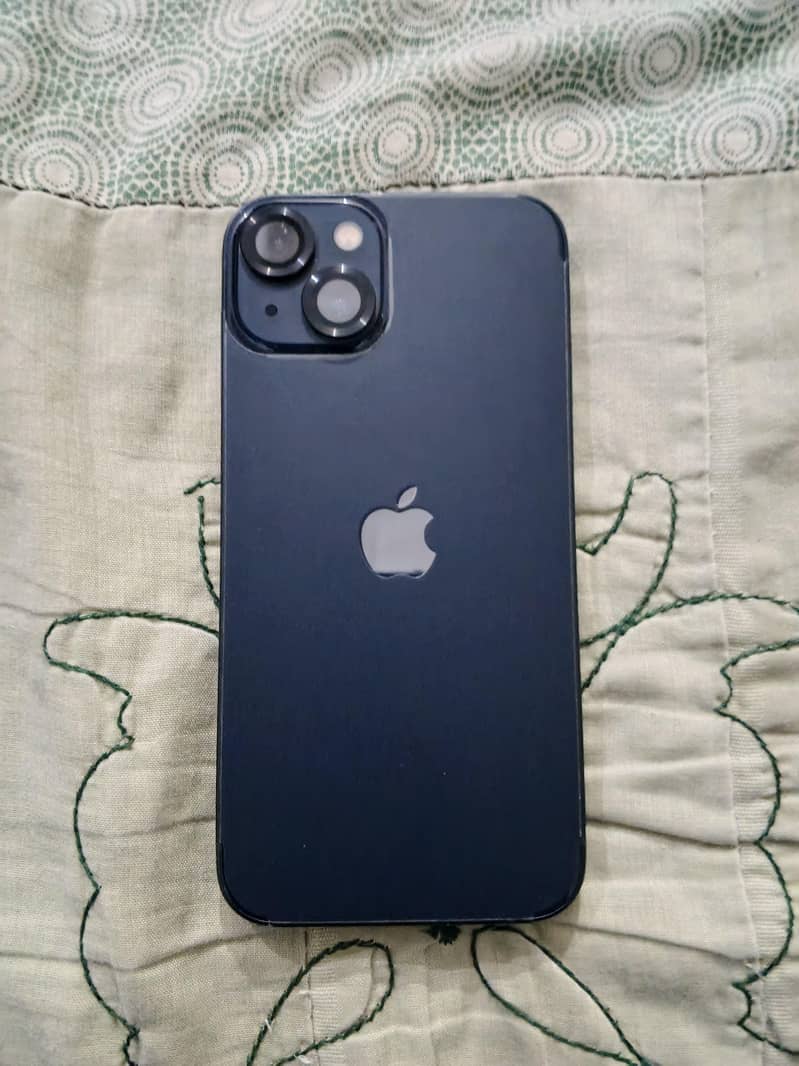 Apple iPhone 13 0