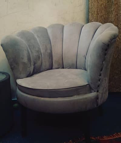 2 seater sofa for sell