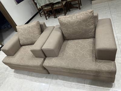 7 seater sofa set (slightly used) drawing room sofa