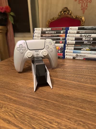 PS5 Chroma Pearl White DualSense Controller + Charging Dock Bundle