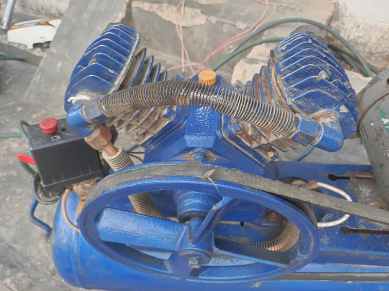 Air compressor 4