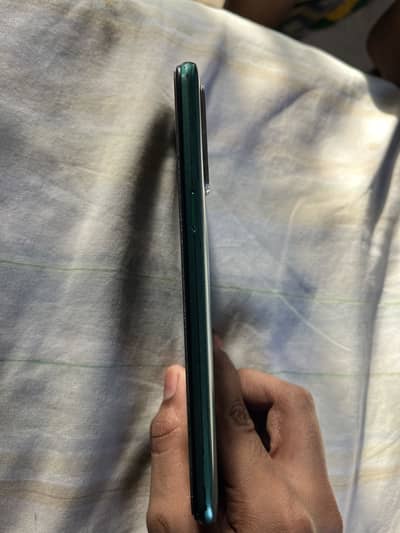 Realme 5i with box