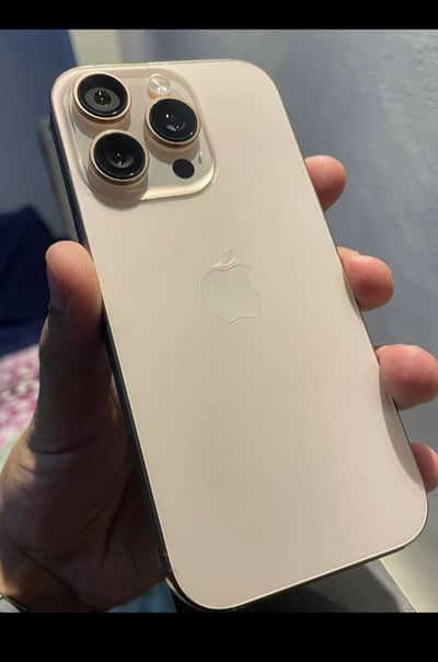 Apple iPhone 16 Pro jv