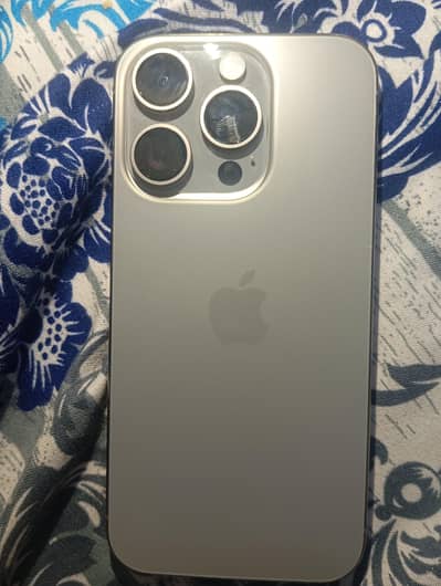 Apple iPhone 15 Pro