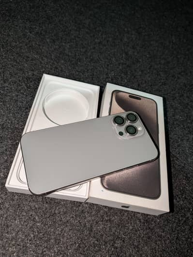Apple iPhone 15 Pro Max
