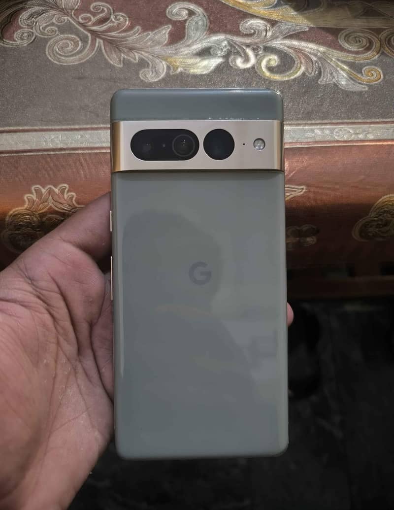 Google Pixel 7 Pro 4
