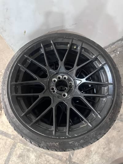 Rotriform rims
