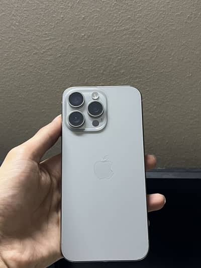 iPhone 15 Pro Max