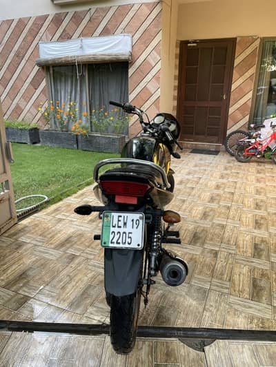 YAMAHA YBR 125