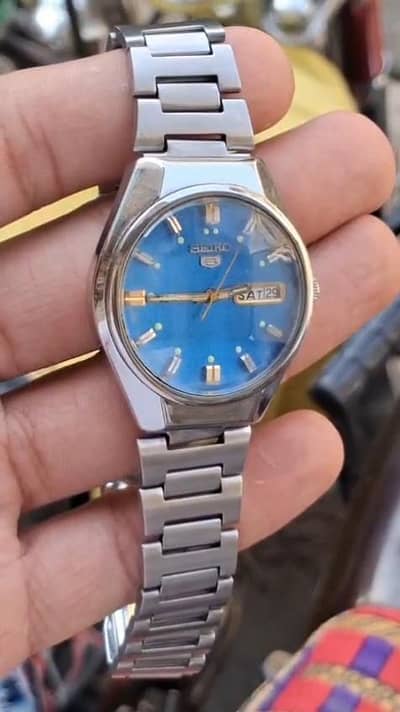 vintage seiko 1970s crystal glass. /seiko/rado/omega/ rolex