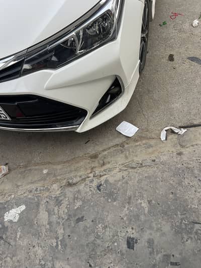 Genuine toyota altis headlight with orginal comapny fitted bulbs