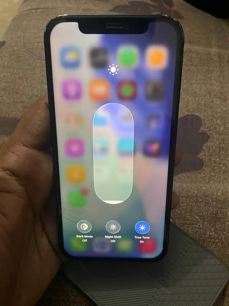 Apple iPhone 12 2
