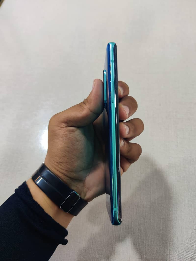 One Plus 8 Pro 7