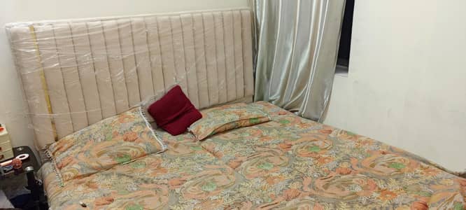 king size bed almost 10 by 10 just serious buyer contact