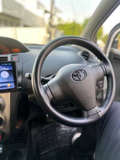 Toyota Vitz 2010
