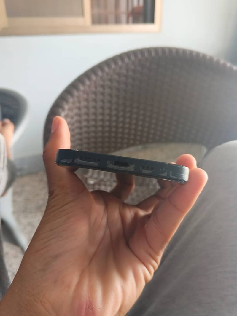 Apple iPhone 14 2