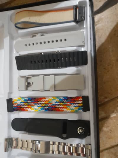 Samsung watch active 2 with 7 straps