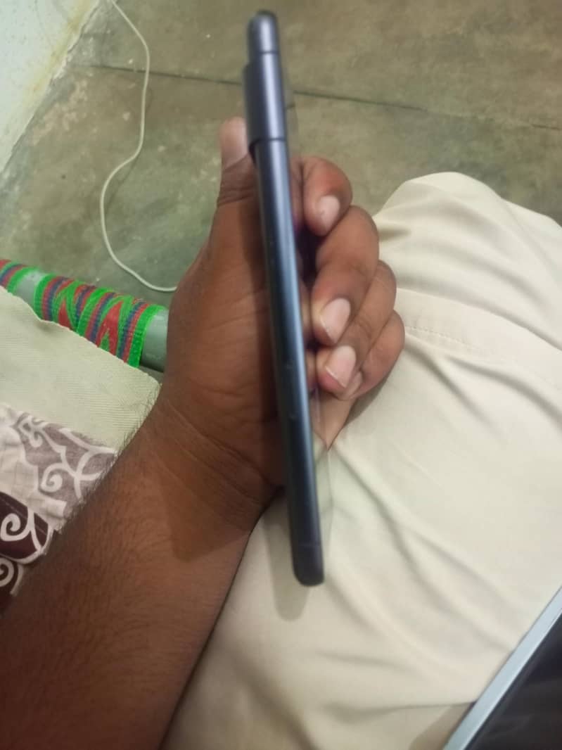 pull jabbi shareef for 2days Google pixel 7 2