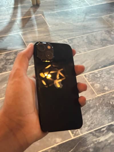 Apple iPhone 13